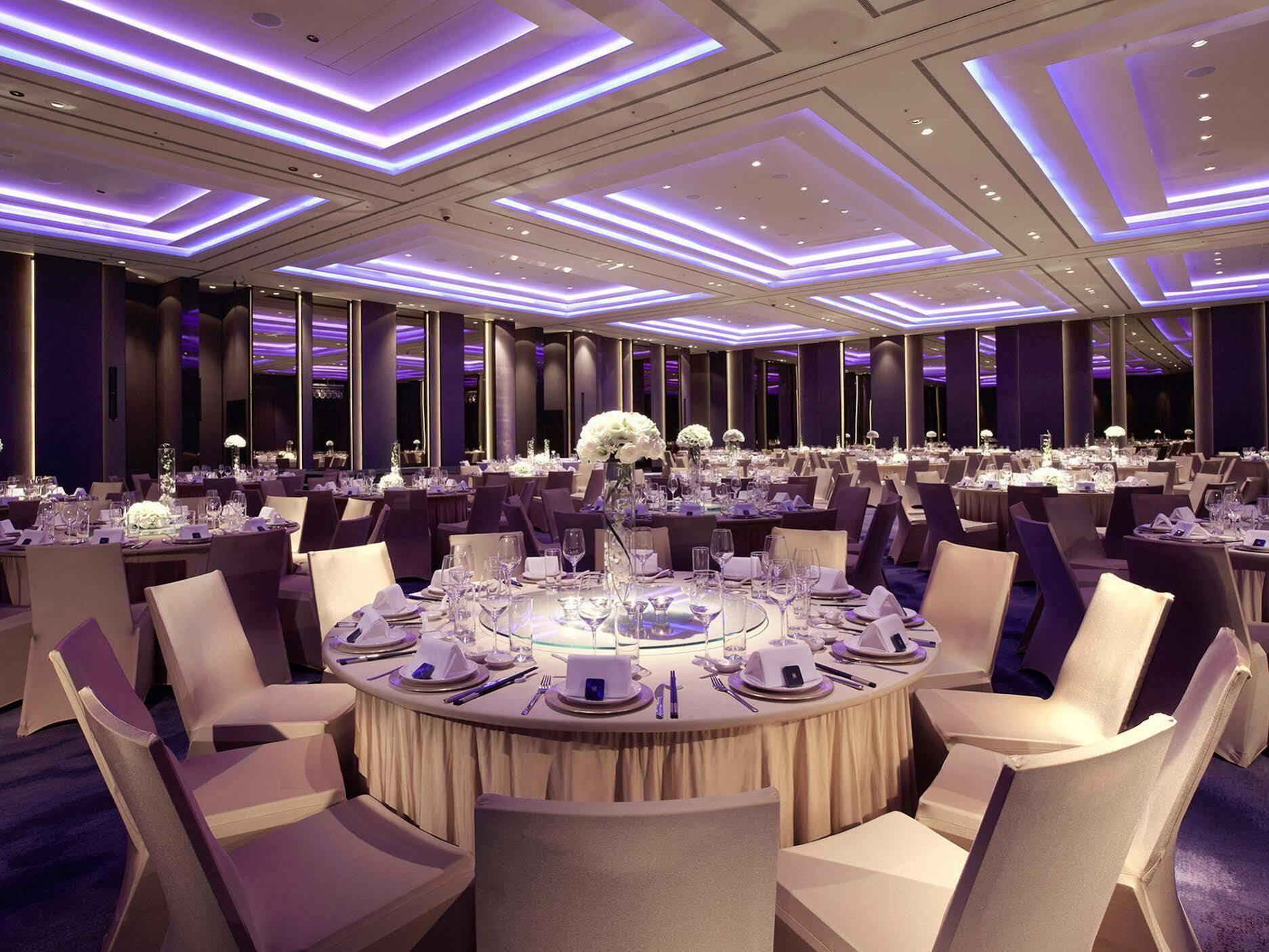 מלון Humble House Taipei, Curio Collection By Hilton מראה חיצוני תמונה The ballroom